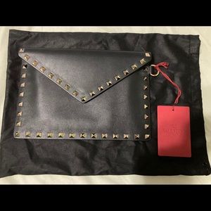 Authentic Valentino Rockstud Calfskin Pouch